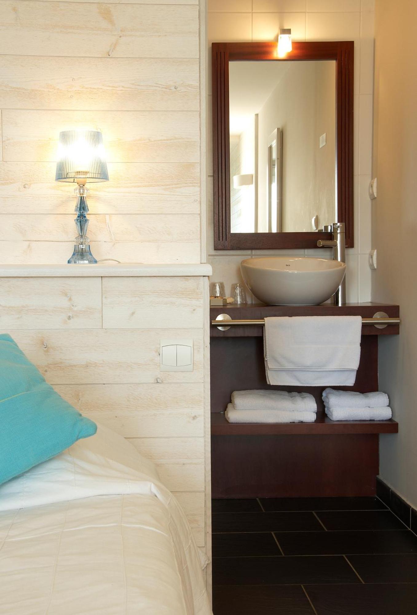 Logis Vent D'iroise Hotel 3*