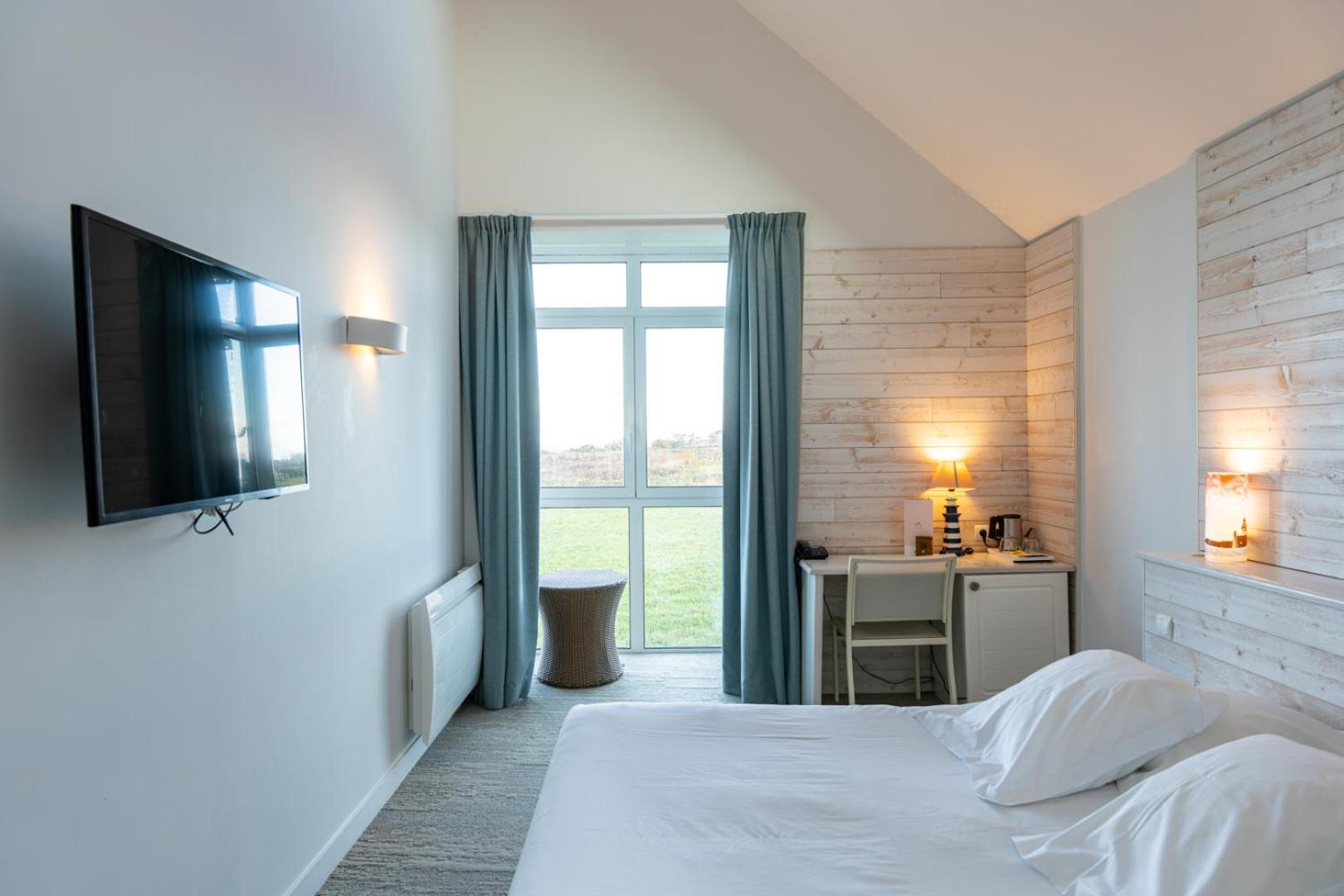 Hotel Logis Vent D'iroise Plougonvelin